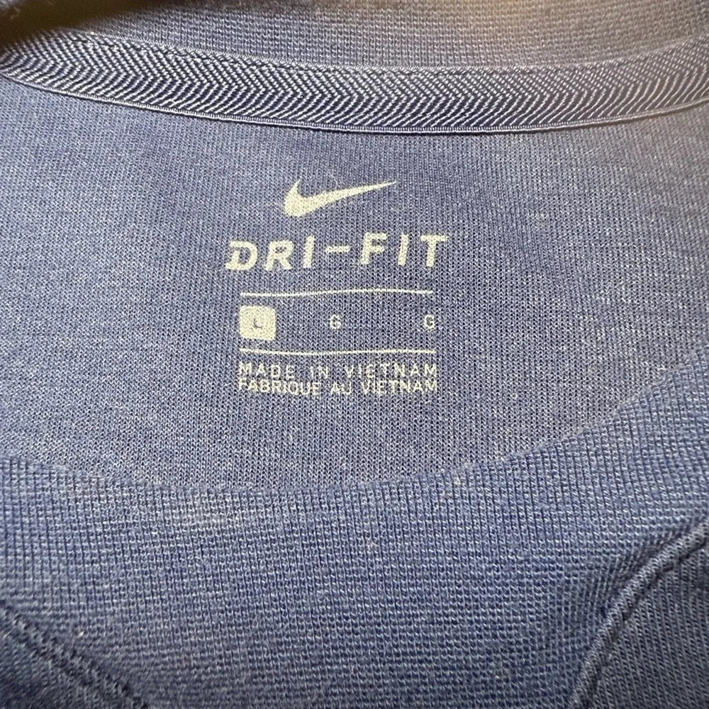 Nike Women's Dri-FIT Navy Sweatshirt Large